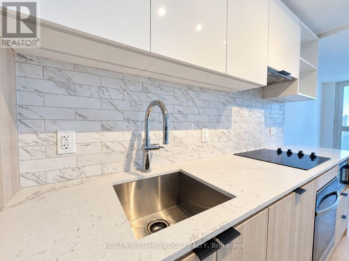 4517 - 252 CHURCH STREET, Toronto (Church-Yonge Corridor), Ontario, M5B1Z2