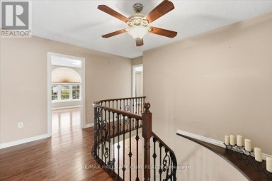 MAIN/UPPER - 484 FERNDALE DRIVE N Barrie (Northwest) Ontario photo 15