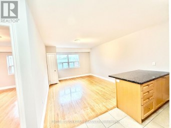 9 - 100 TWENTY FIFTH STREET Toronto (Long Branch) Ontario photo 2