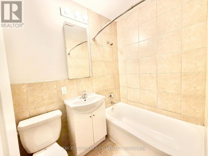 9 - 100 TWENTY FIFTH STREET, Toronto (Long Branch), Ontario, M8V3P9