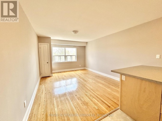 10 - 80 TWENTY FIFTH STREET, Toronto (Long Branch), Ontario, M8V3P9