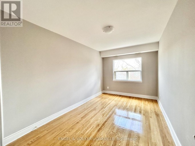 10 - 80 TWENTY FIFTH STREET, Toronto (Long Branch), Ontario, M8V3P9
