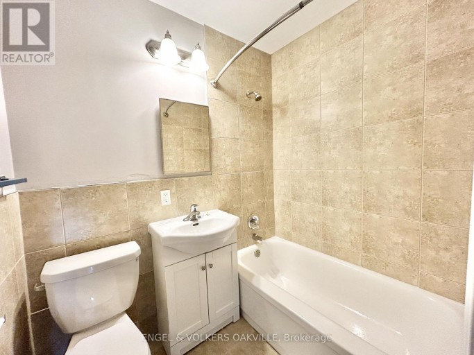 10 - 80 TWENTY FIFTH STREET, Toronto (Long Branch), Ontario, M8V3P9