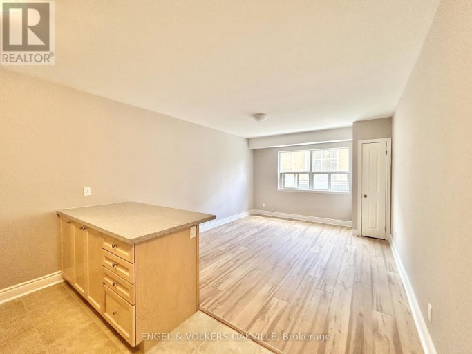4 - 100 TWENTY FIFTH STREET, Toronto (Long Branch), Ontario, M8V3P9