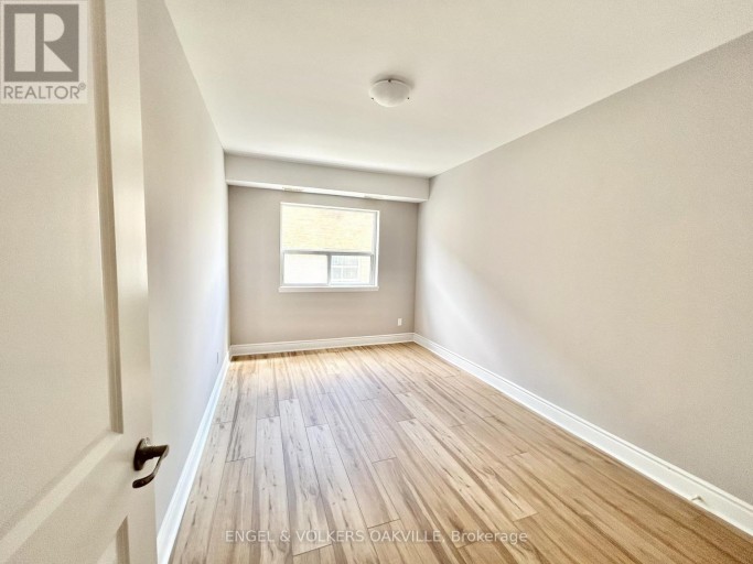 4 - 100 TWENTY FIFTH STREET, Toronto (Long Branch), Ontario, M8V3P9