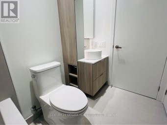 1710 - 28 ANN STREET Mississauga (Port Credit) Ontario photo 3