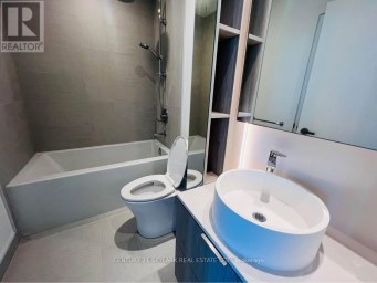 1710 - 28 ANN STREET Mississauga (Port Credit) Ontario photo 4