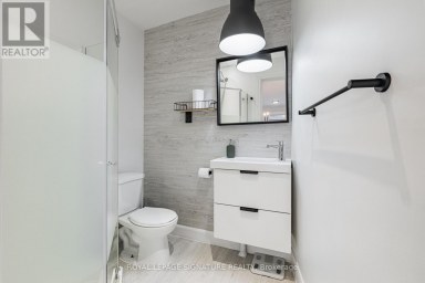 8 ADRIAN AVENUE Toronto (Weston-Pellam Park) Ontario photo 10