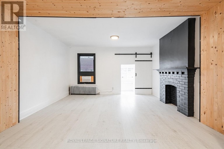 8 ADRIAN AVENUE, Toronto (Weston-Pellam Park), Ontario, M6N1A1