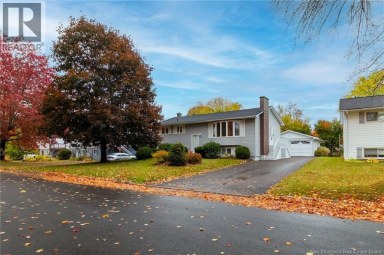106 Hemlock Avenue Fredericton New Brunswick photo 2