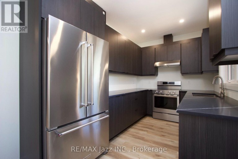 MAIN - 760 HOSKIN AVENUE, Oshawa (Donevan), Ontario, L1H7R6