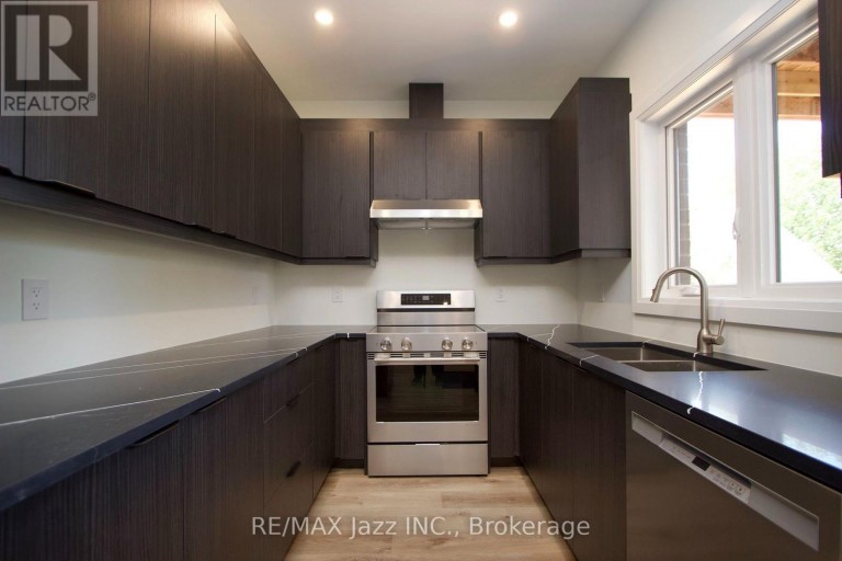 MAIN - 760 HOSKIN AVENUE, Oshawa (Donevan), Ontario, L1H7R6