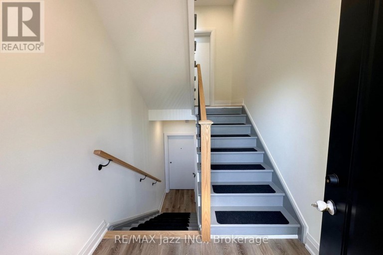 MAIN - 760 HOSKIN AVENUE, Oshawa (Donevan), Ontario, L1H7R6