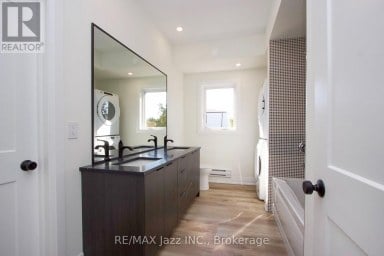 MAIN - 760 HOSKIN AVENUE Oshawa (Donevan) Ontario photo 8
