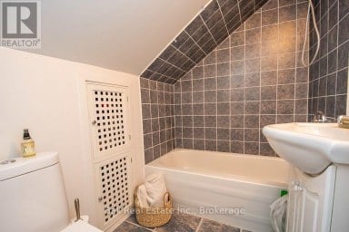 8 BRIDGE STREET N Trent Hills (Hastings) Ontario photo 21