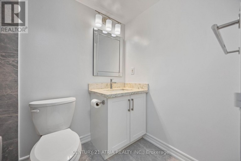 2205 - 55 CENTRE AVENUE, Toronto (Bay Street Corridor), Ontario, M5G2H5