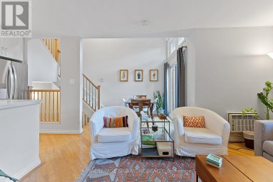 2 - 359 ALBANY AVENUE Toronto (Annex) Ontario photo 5