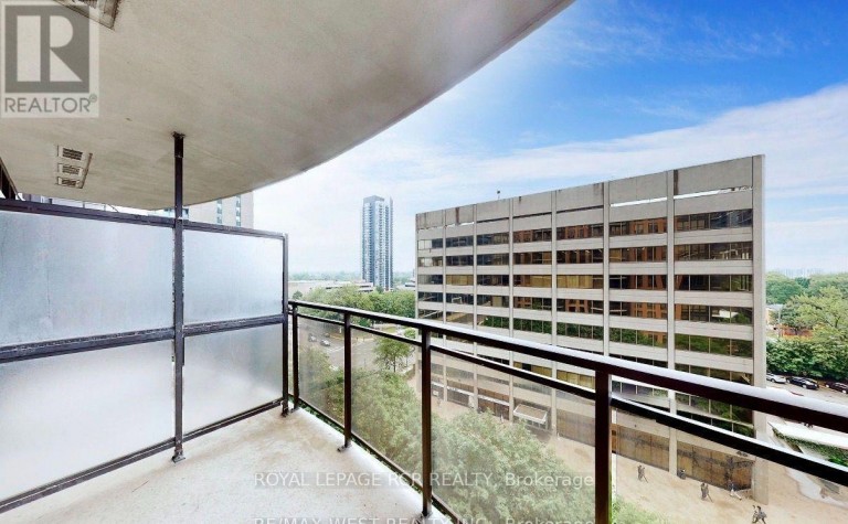 901 - 33 SHEPPARD AVENUE, Toronto (Willowdale East), Ontario, M2N7K1