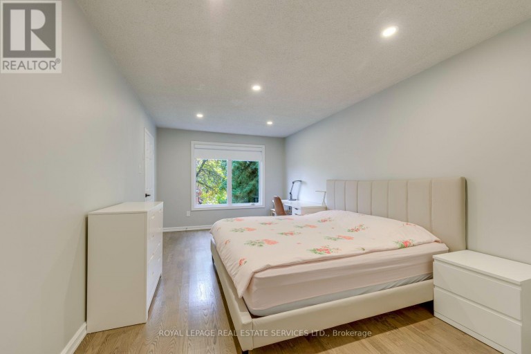 2100 GALENA CRESCENT, Oakville (WC Wedgewood Creek), Ontario, L6H4A2