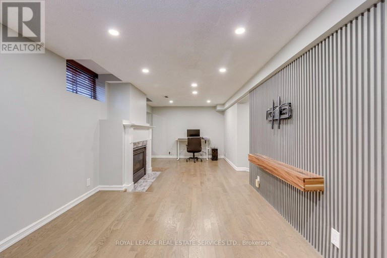 2100 GALENA CRESCENT, Oakville (WC Wedgewood Creek), Ontario, L6H4A2