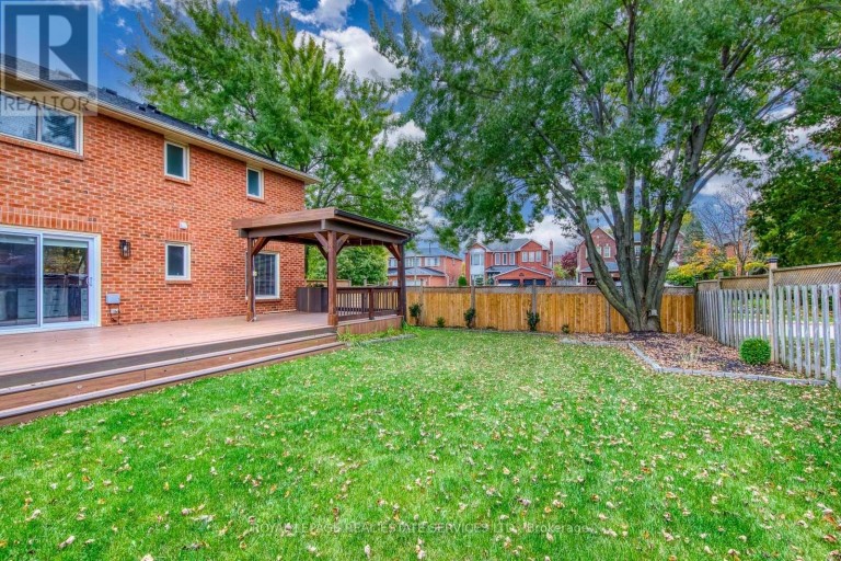 2100 GALENA CRESCENT, Oakville (WC Wedgewood Creek), Ontario, L6H4A2