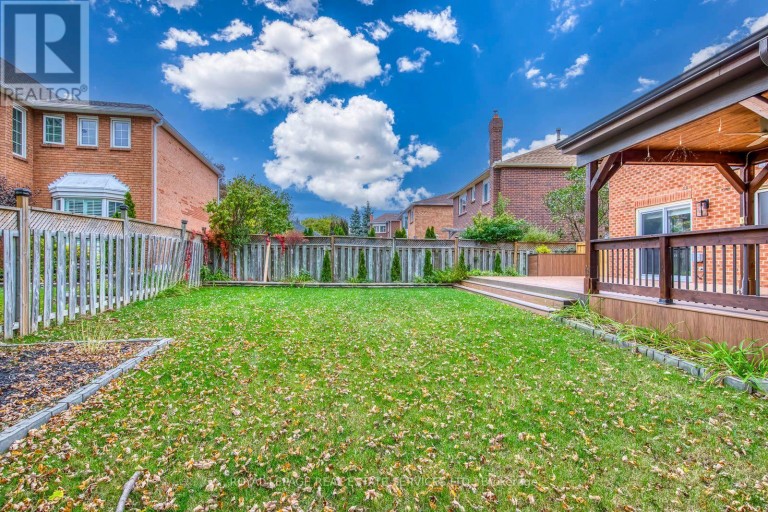 2100 GALENA CRESCENT, Oakville (WC Wedgewood Creek), Ontario, L6H4A2