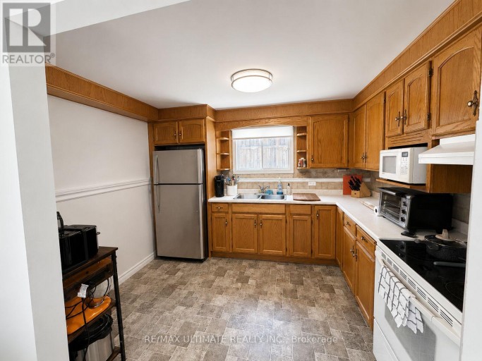 12 STONEY BROOK CRESCENT, St. Catharines (Grapeview), Ontario, L2S3J3