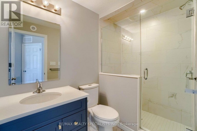 120 WHEAT LANE, Kitchener, Ontario, N2R0R4