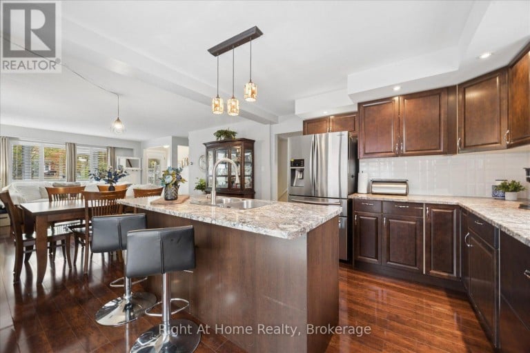 1145 VALLEY COURT, Oshawa (Lakeview), Ontario, L1J3M4