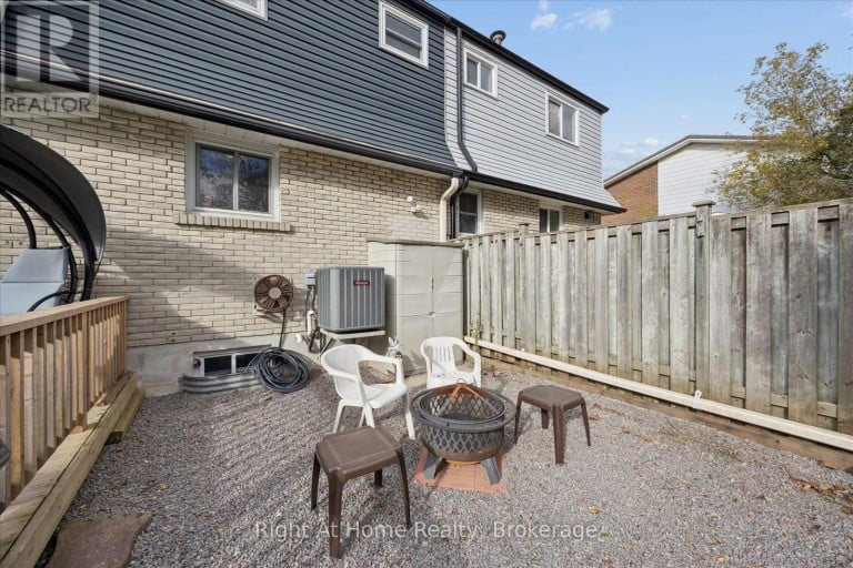 1145 VALLEY COURT, Oshawa (Lakeview), Ontario, L1J3M4