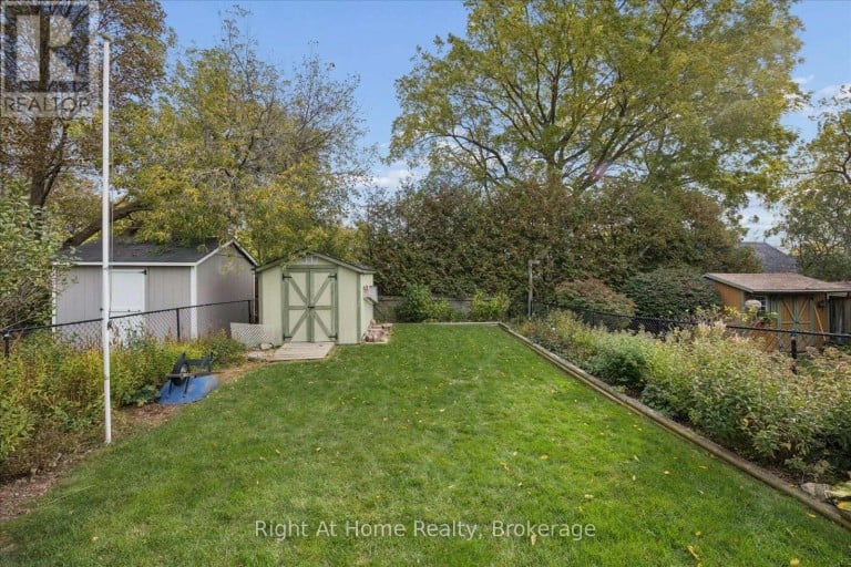 1145 VALLEY COURT, Oshawa (Lakeview), Ontario, L1J3M4