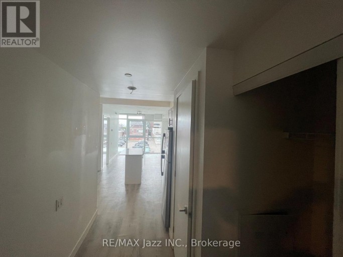 214 - 100 BOND STREET E, Oshawa (O'Neill), Ontario, L1G0E6