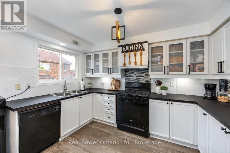 3 DURLING ROCK STREET, Ajax (Northeast Ajax), Ontario, L1Z1S4