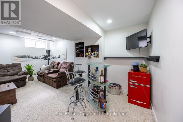 3 DURLING ROCK STREET, Ajax (Northeast Ajax), Ontario, L1Z1S4