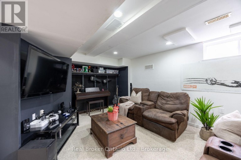 3 DURLING ROCK STREET, Ajax (Northeast Ajax), Ontario, L1Z1S4