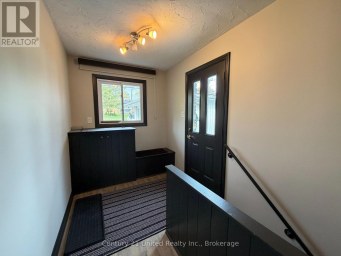 LOWER - 831 CHEMONGVIEW DRIVE Selwyn Ontario photo 4