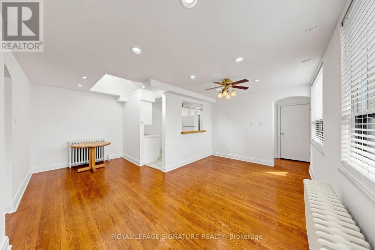 2 - 461 EGLINTON AVENUE E, Toronto (Mount Pleasant East), Ontario, M4P1M8