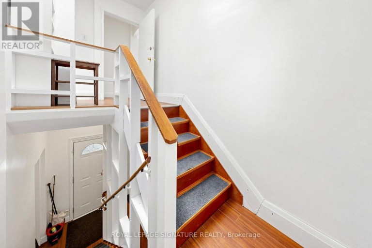 2 - 461 EGLINTON AVENUE E, Toronto (Mount Pleasant East), Ontario, M4P1M8