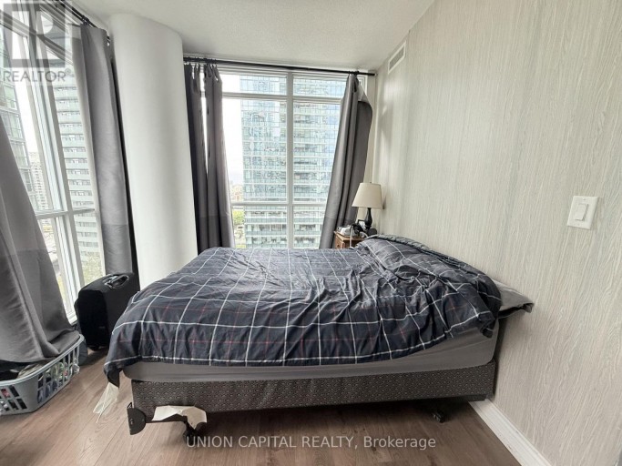 1402 - 65 BREMNER BOULEVARD, Toronto (Waterfront Communities), Ontario, M5J0A7