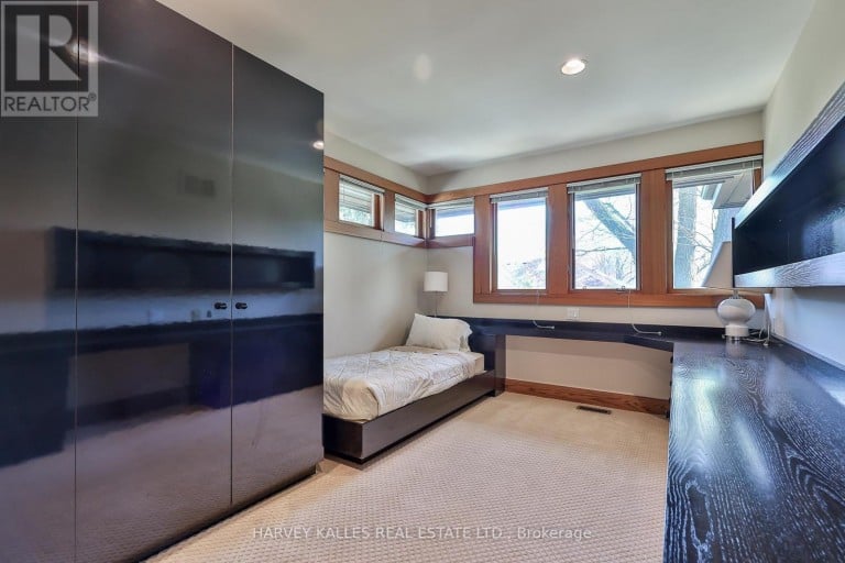 223 HILLHURST BOULEVARD, Toronto (Bedford Park-Nortown), Ontario, M5N1P3