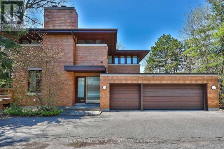 223 HILLHURST BOULEVARD, Toronto (Bedford Park-Nortown), Ontario, M5N1P3