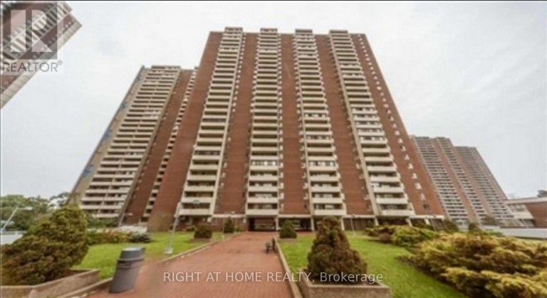 2819 - 1 MASSEY SQUARE, Toronto (Crescent Town), Ontario, M4C5L4