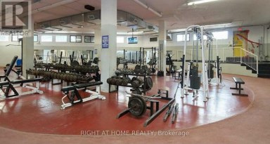 2819 - 1 MASSEY SQUARE Toronto (Crescent Town) Ontario photo 16