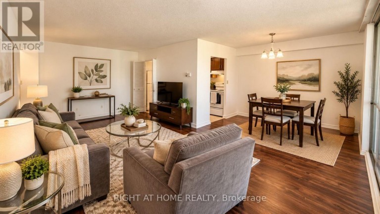 2819 - 1 MASSEY SQUARE, Toronto (Crescent Town), Ontario, M4C5L4