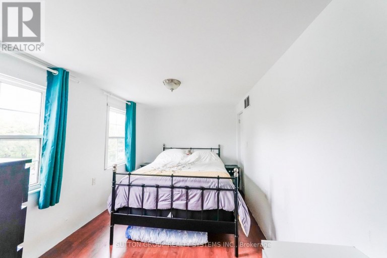 UPPER - 684 BIRCHMOUNT ROAD, Toronto (Clairlea-Birchmount), Ontario, M1K1R3