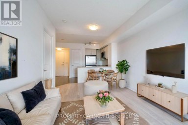 1210 - 9205 YONGE STREET S Richmond Hill (Langstaff) Ontario photo 8