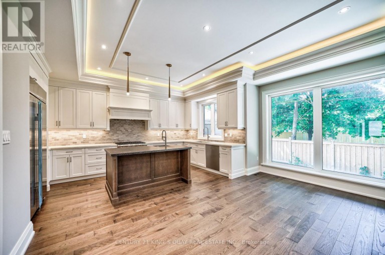 82 CARTIER CRESCENT, Richmond Hill (Crosby), Ontario, L4C2N5