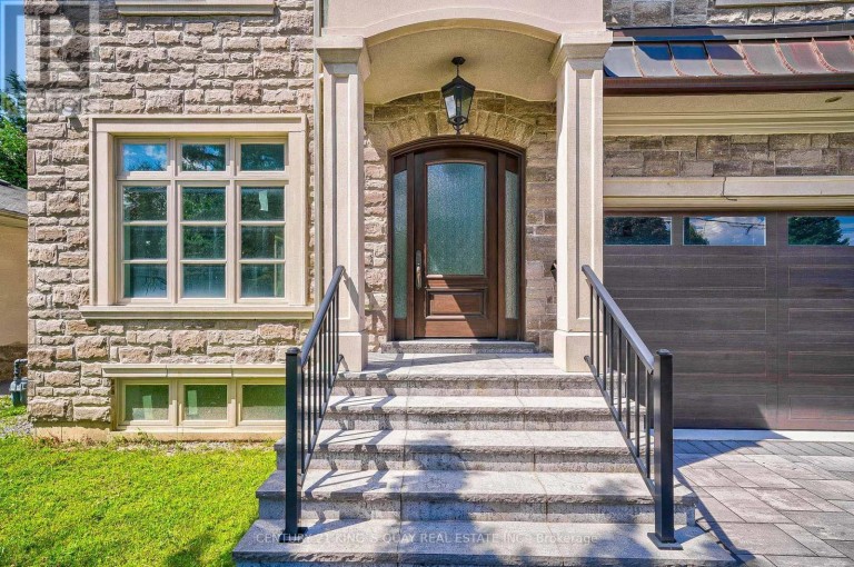 82 CARTIER CRESCENT, Richmond Hill (Crosby), Ontario, L4C2N5