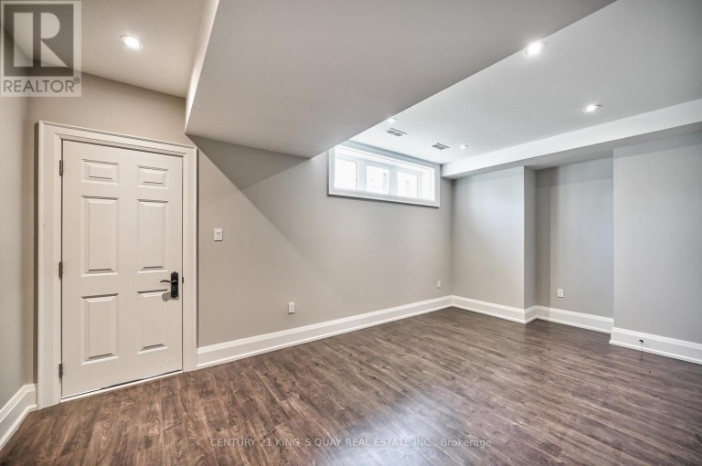 82 CARTIER CRESCENT, Richmond Hill (Crosby), Ontario, L4C2N5