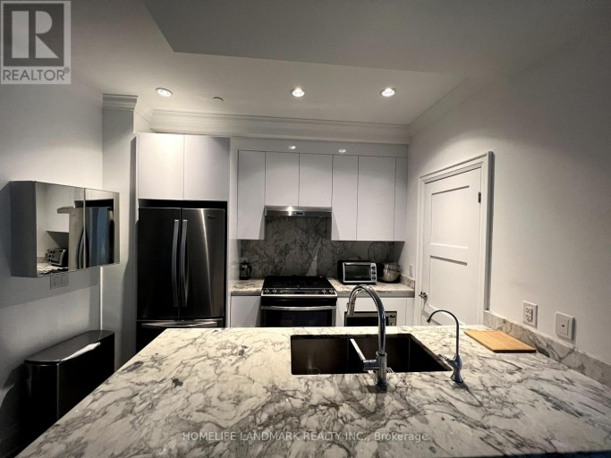 211 - 10360 ISLINGTON AVENUE, Vaughan (Kleinburg), Ontario, L0J1C0